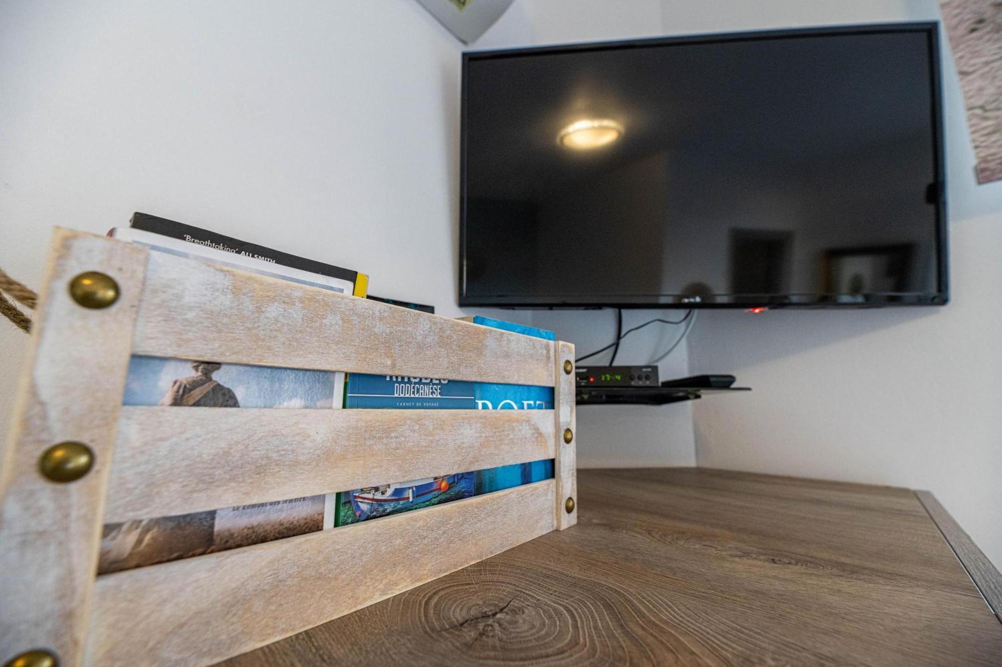 Aperanto Galazio Apartment 아크앤젤로스 외부 사진